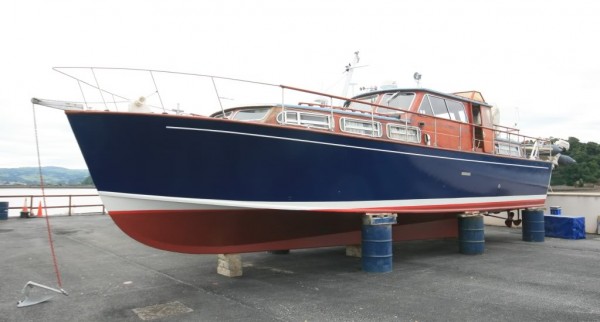 Osborne twin engine wooden motor yacht motor yacht for sale