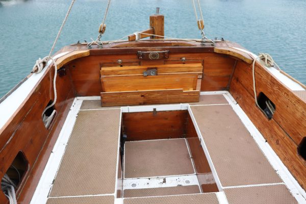 gunter rigged sloop yacht for sale